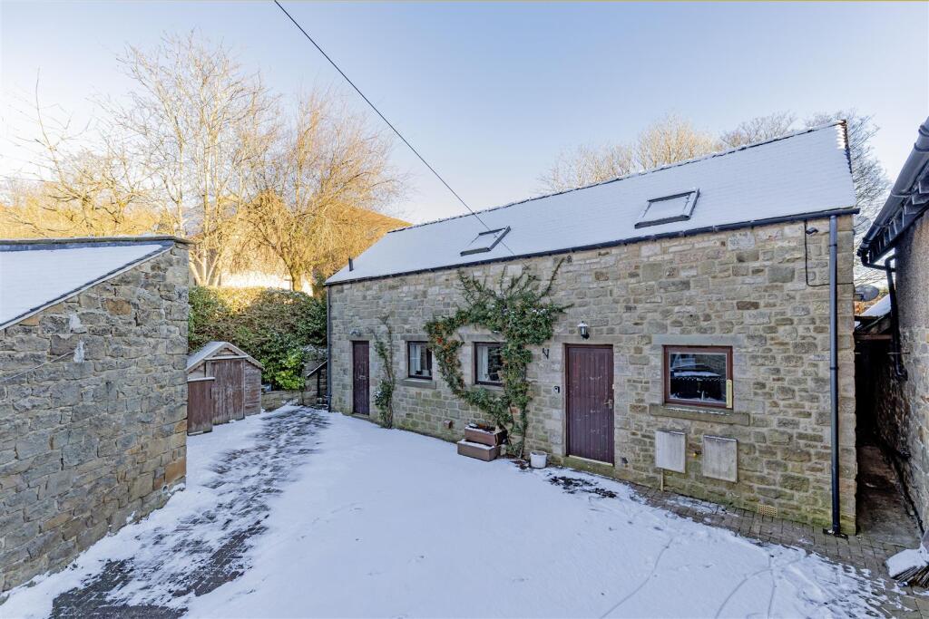 Main image of property: Main Road, Bamford, Hope Valley