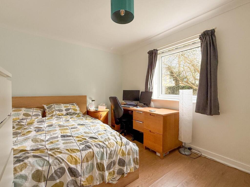 Jasmine Court, Cherry Hinton Road, Cambridge – další