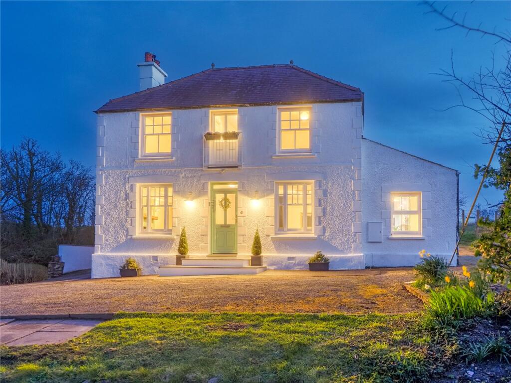 Main image of property: Llangwnnadl, Gwynedd, LL53