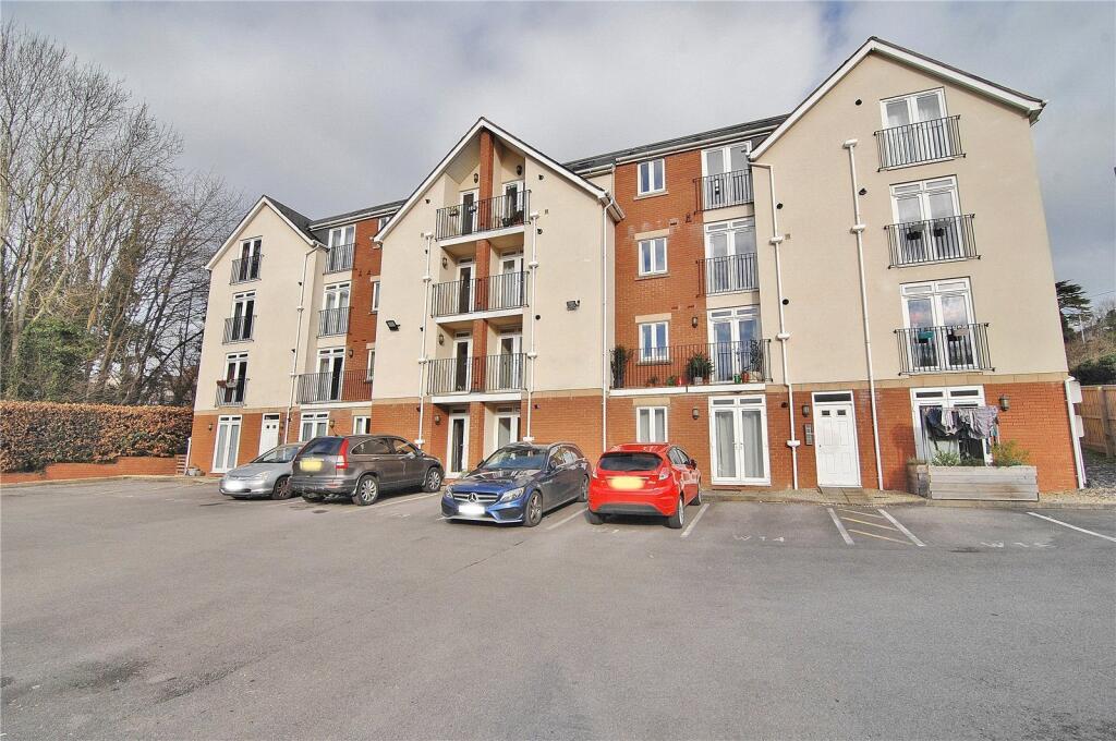 Main image of property: Wilminton Terrace, London Road, Stroud, Gloucestershire, GL5