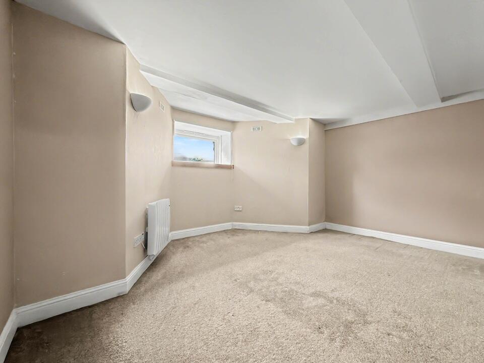 Apartment in Oban, Town Centre - More