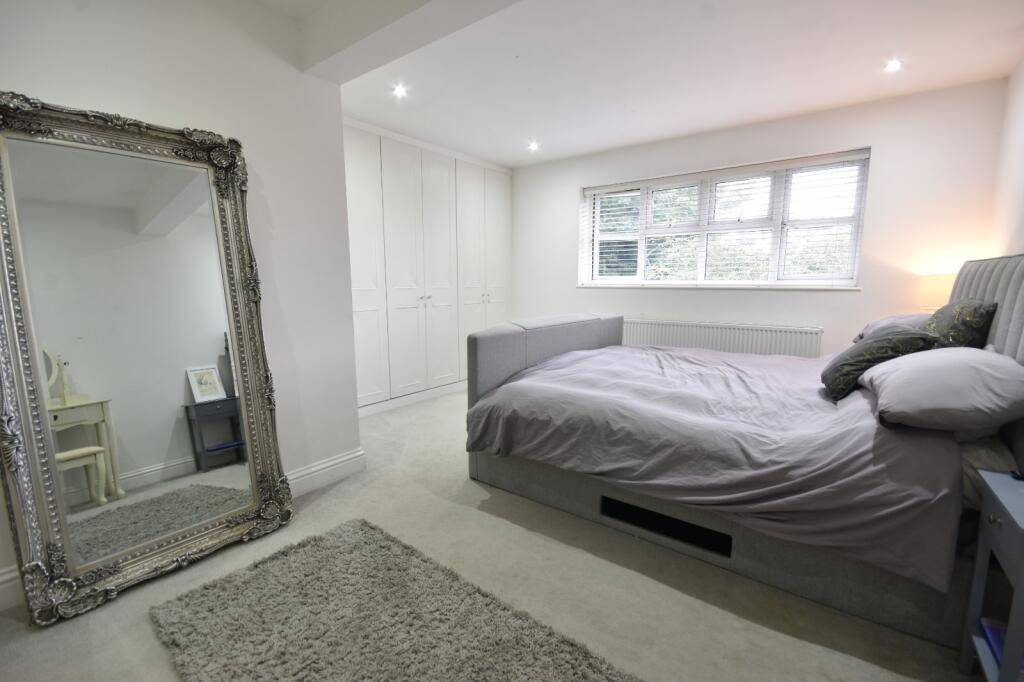 House in Mole Valley, Capel - View 5