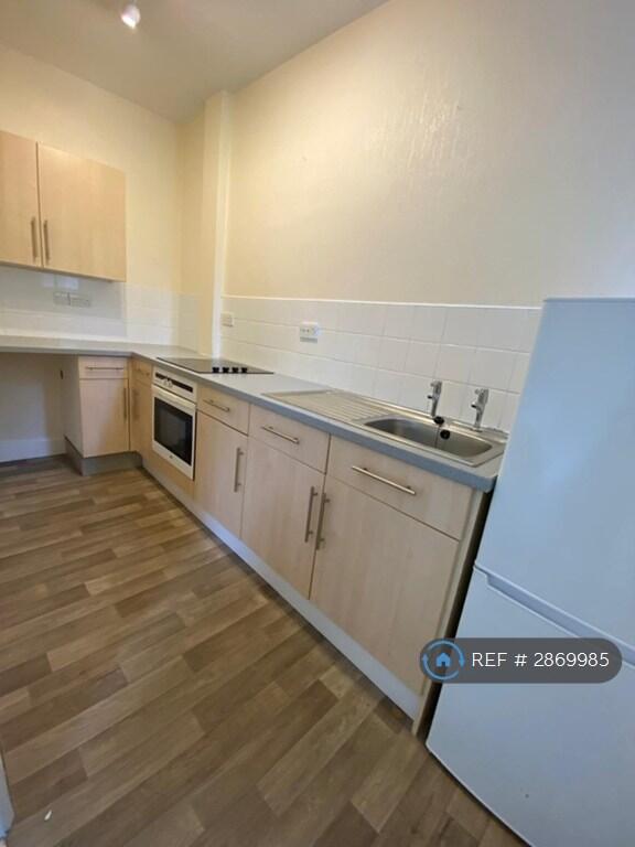 Apartment in Lancaster - View 4