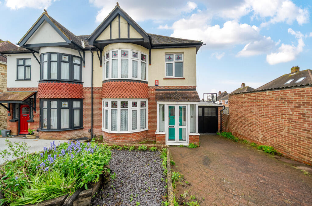 Main image of property: Colville Road, Drayton, Portsmouth, Hampshire, PO6