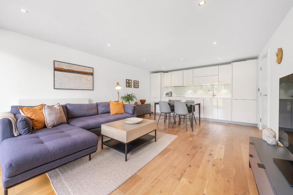 Apartment in London, Myatt's Fields, Loughborough Junction - More