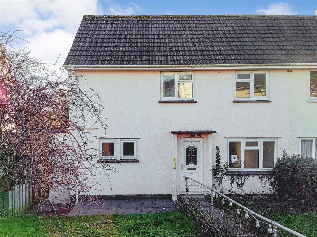 3-bed semi-detached on Cosmetic Updating | Kingsbridge, £147,000