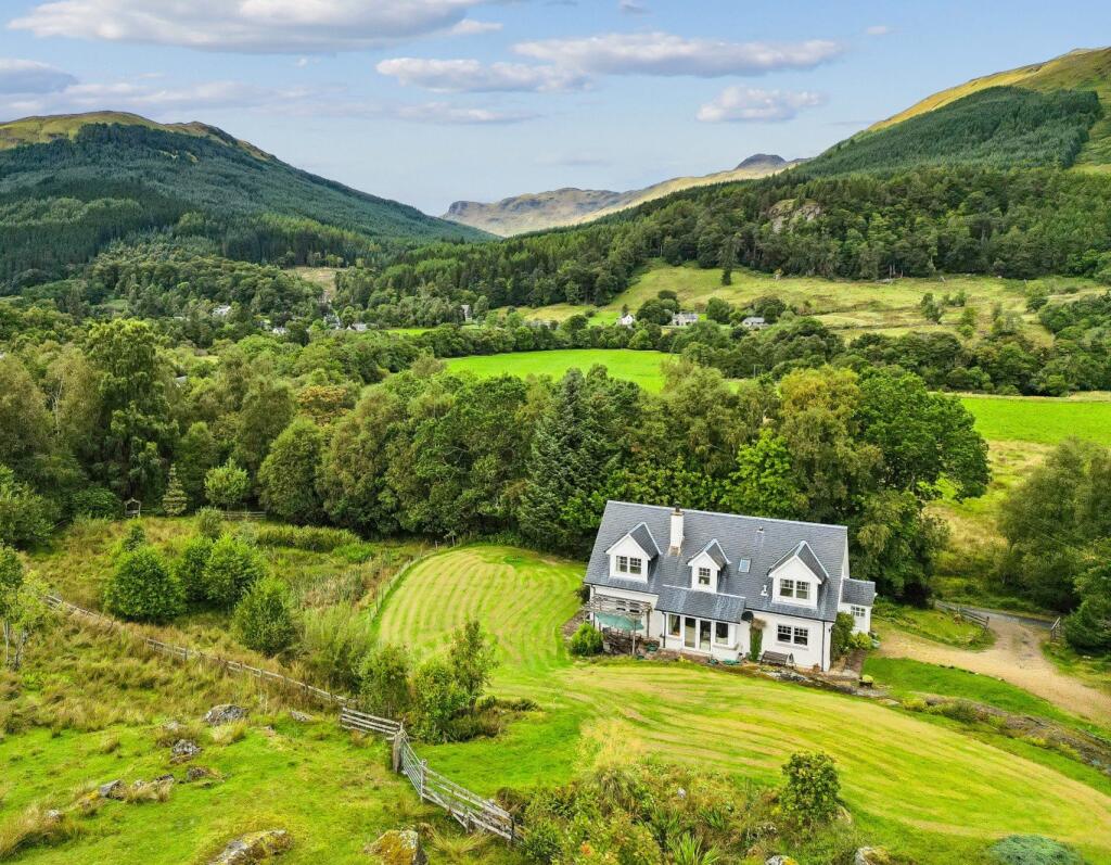 House in Falkirk - View 2