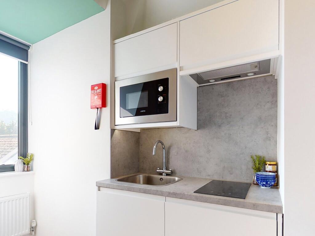 Studio apartment for rent