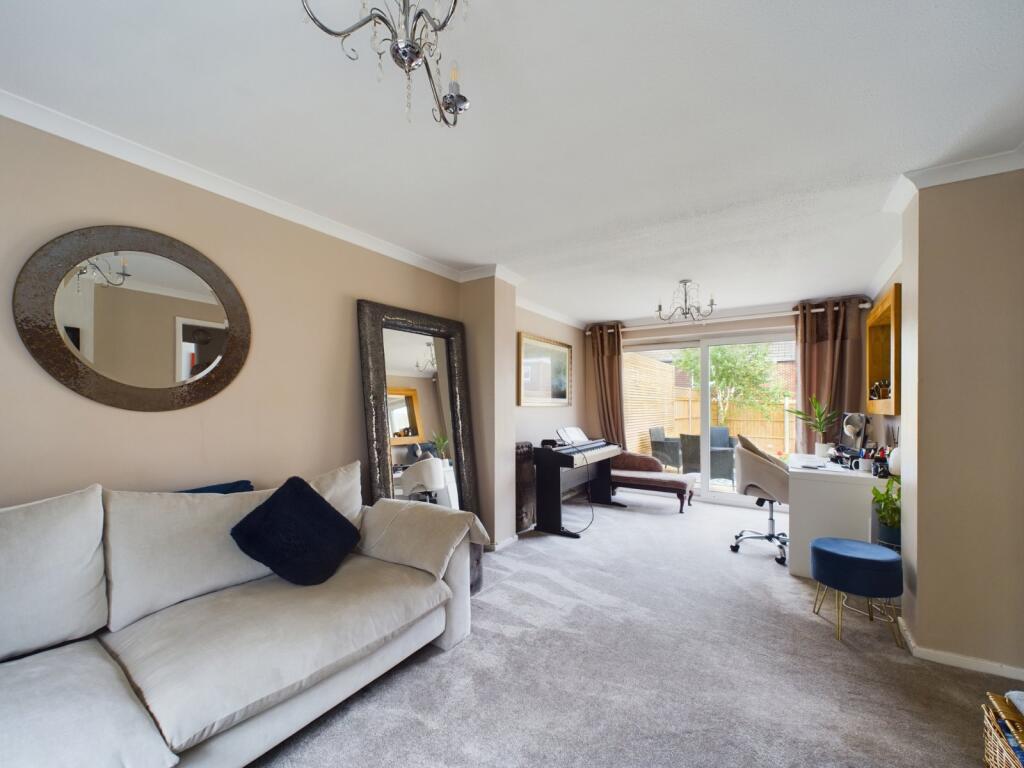 House in Bracknell - View 2