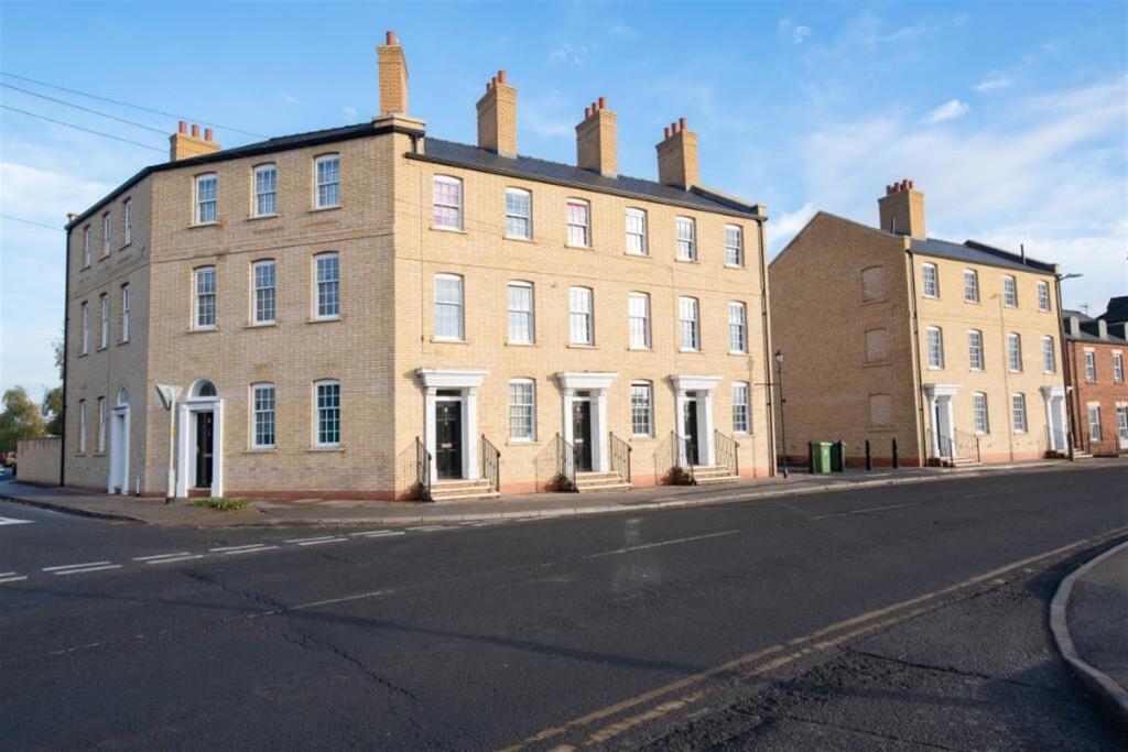 Main image of property: South End, PE21