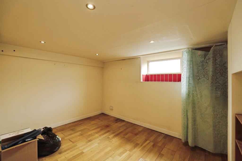 House in Harrogate - View 2