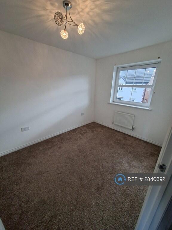 House in Bolton, Greater Manchester - View 4