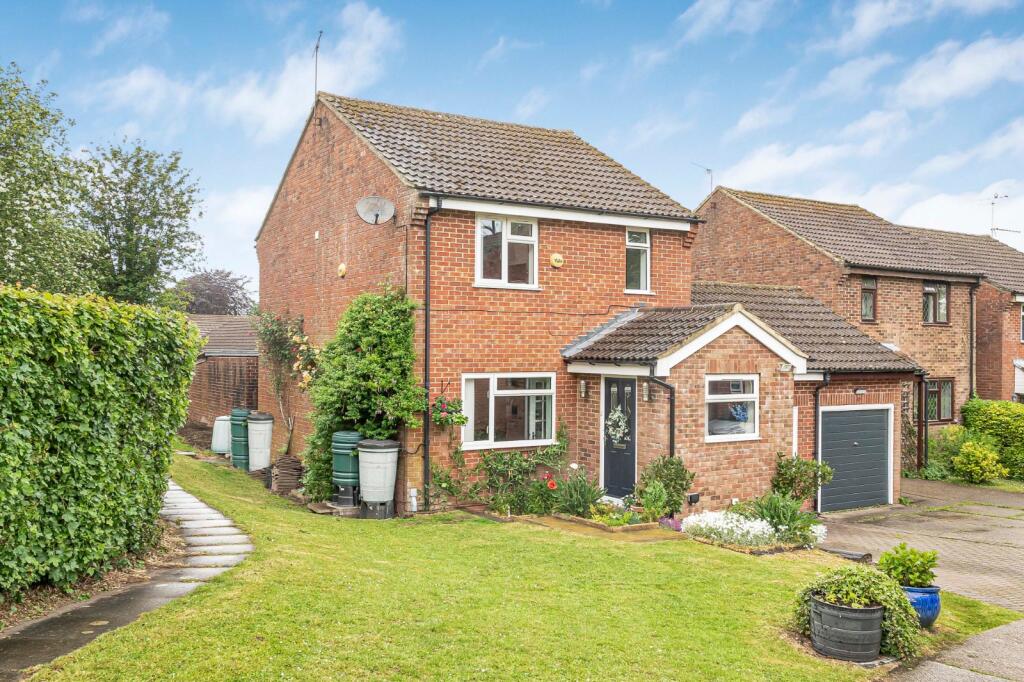 Main image of property: Salisbury Close, Alton, Hampshire