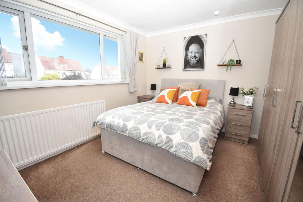 12, Astons Close, Brierley Hill, DY5 2QT photo 4