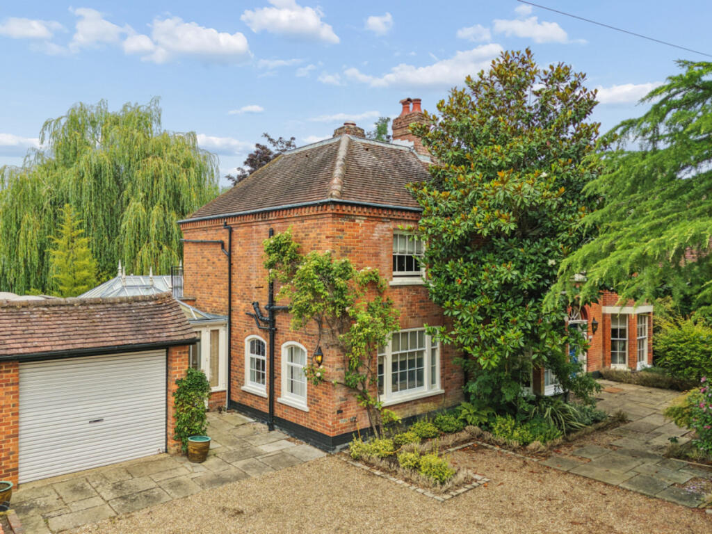 Main image of property: Temple Lane, Marlow, SL7