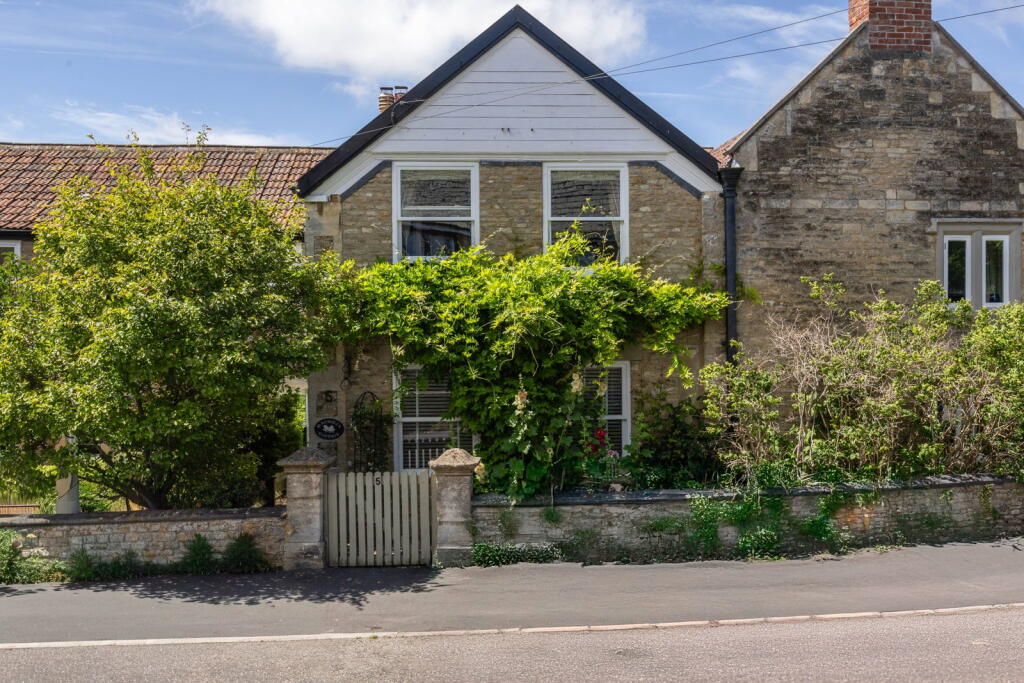 Main image of property: High Street, Rode, Frome, BA11 6NX