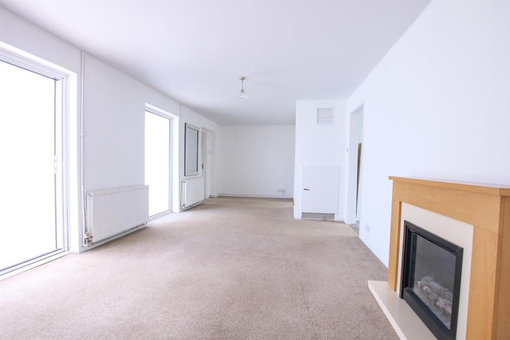Danforth Drive, Framlingham, photo 4