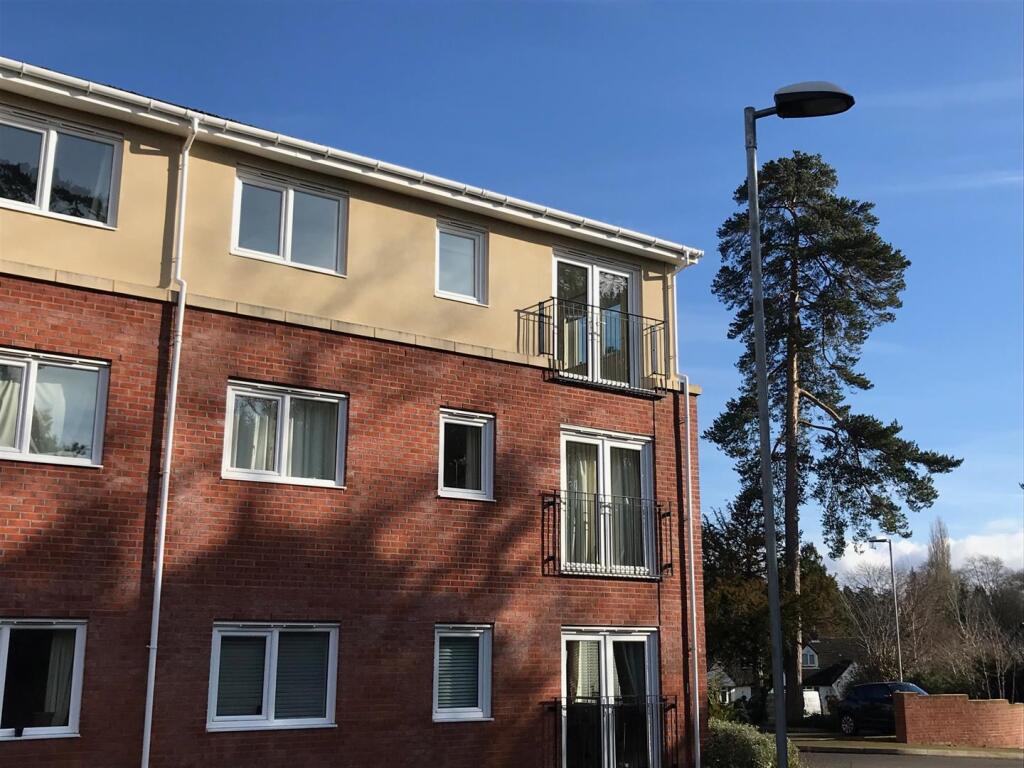 Apartment in Shrewsbury - View 2