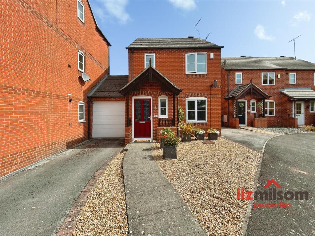 Main image of property: Castle Croft, Castle Gresley, DE11 9HH