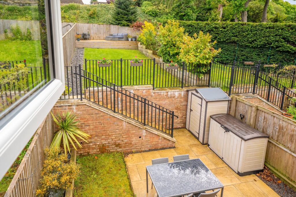 House in Harrogate, Harlow Hill - View 3