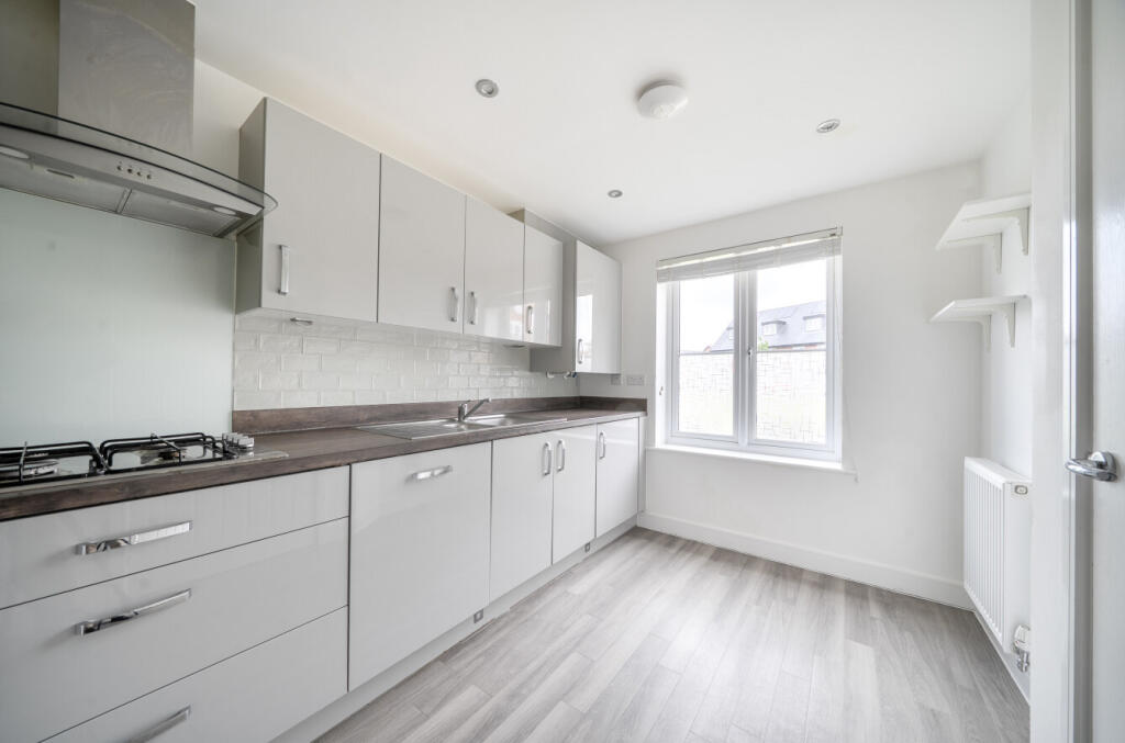 House in Southampton - View 3