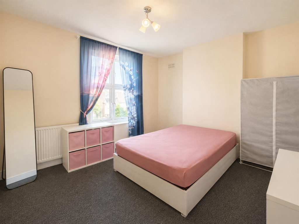 House in London - More