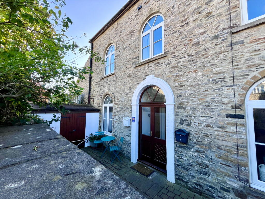 1-bed house on 2 Old Chapel, Railway Street, Leyburn, £165,000