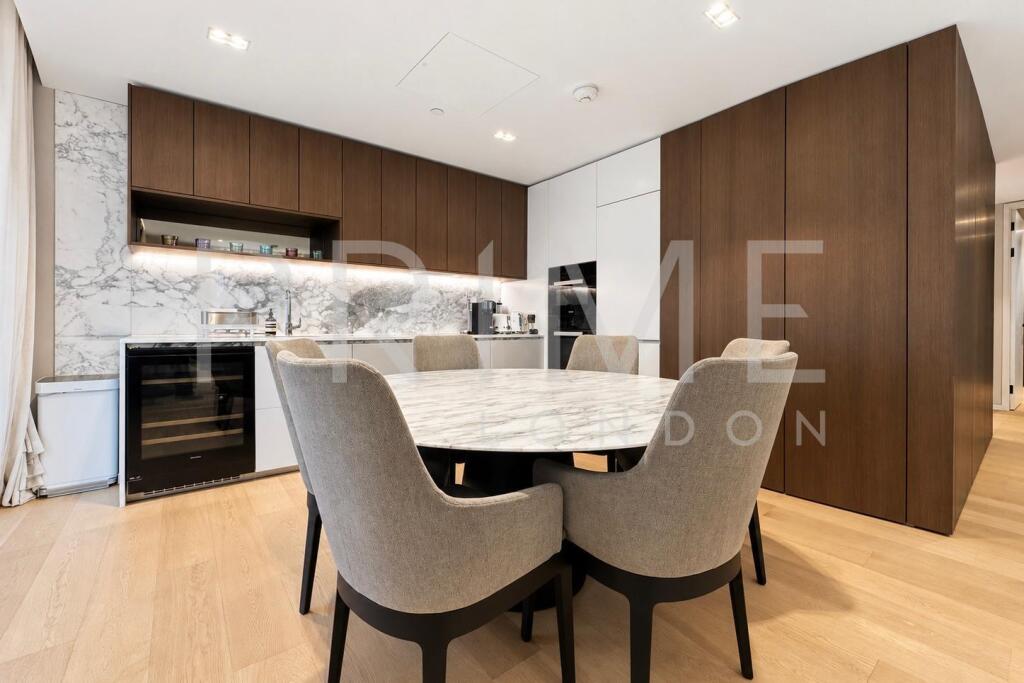 Apartment in London - More