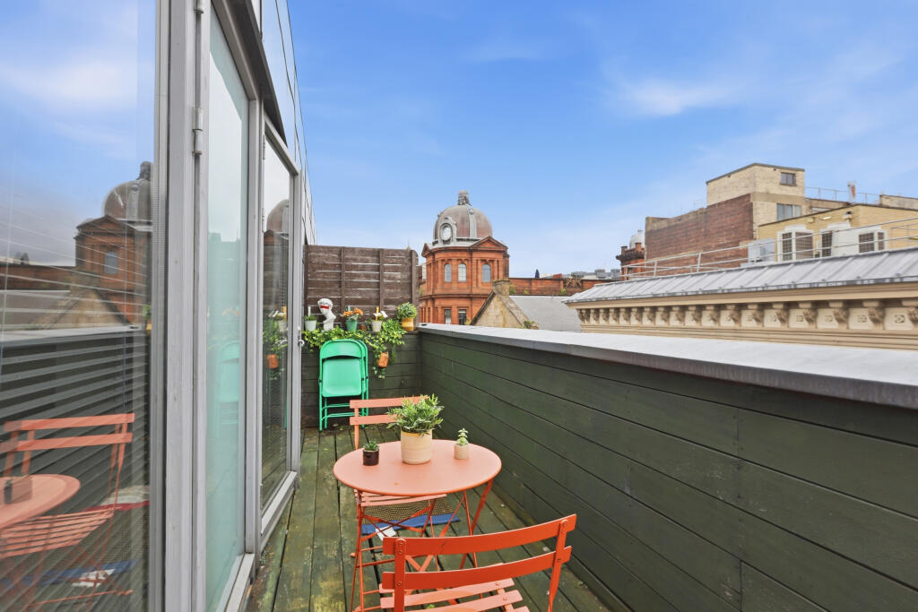 Apartment in Glasgow - View 5