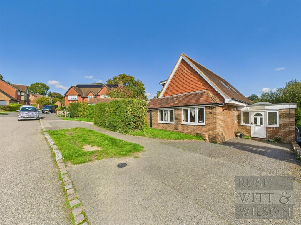 Main image of property: Park Shaw, Sedlescombe, Battle