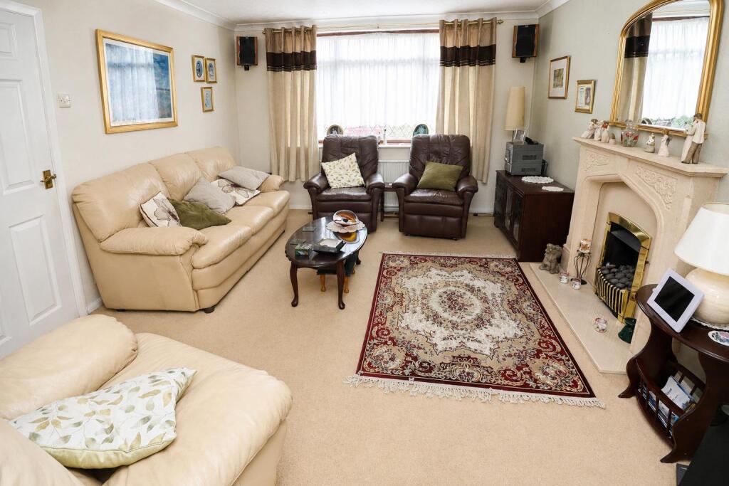 House in Rushden, North Northamptonshire - View 4