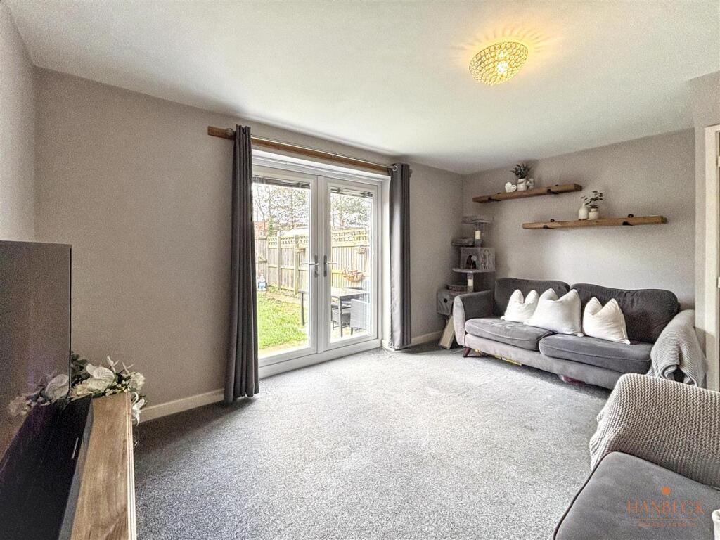 Woldcarr Road, Hull - More