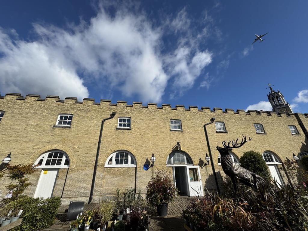 Main image of property: The Stables, Syon Park, Brentford, TW8 8FJ