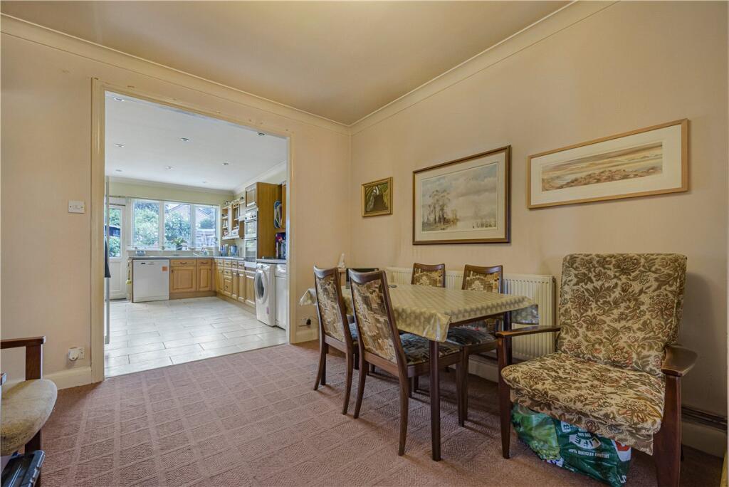 House in Bromley - View 4