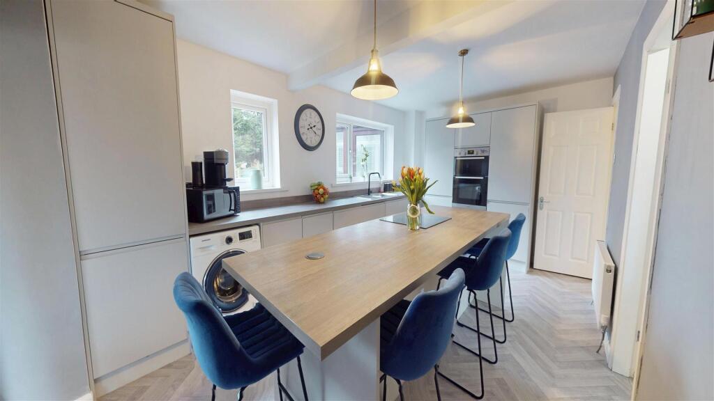 Additional image 3 of Lea Court, Bradford