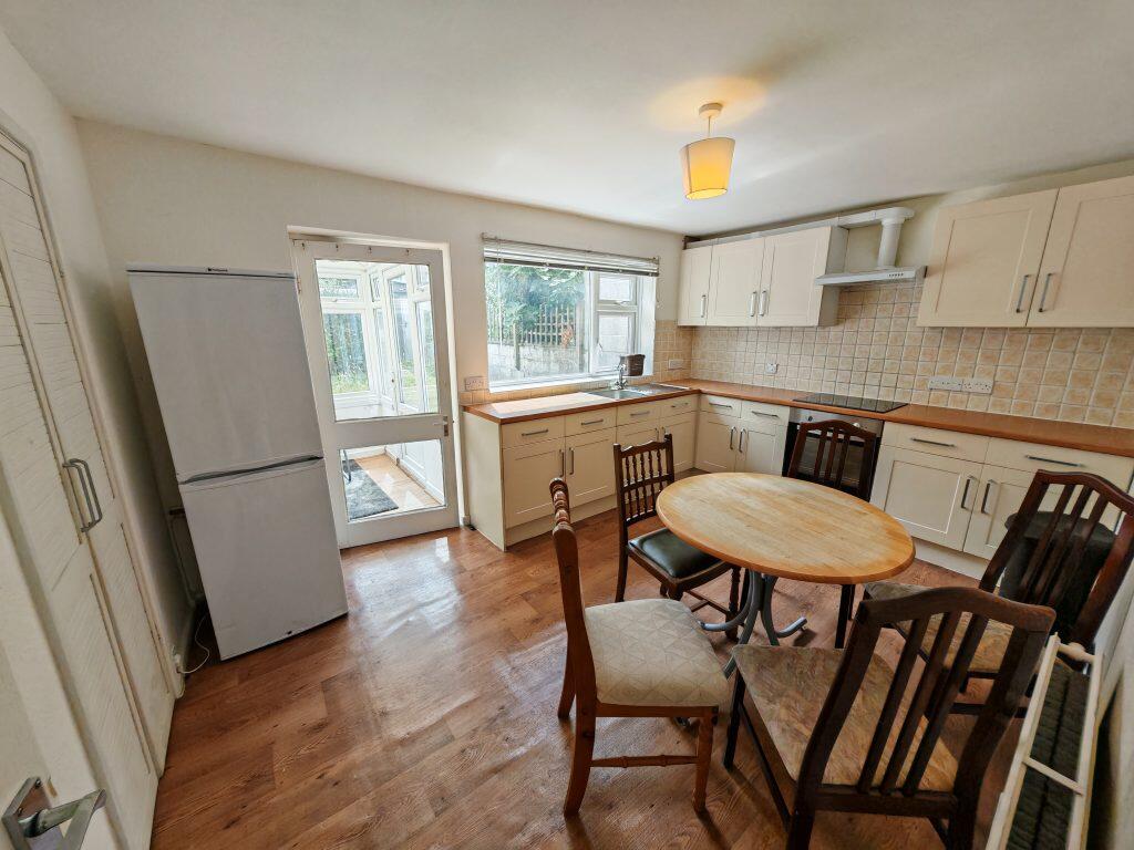 5 bedroom house for rent
