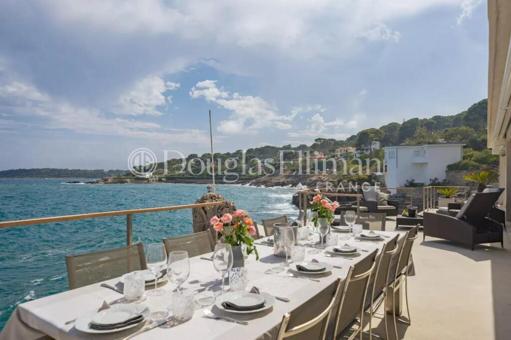 Main image of property: Provence-Alps-Cote d`Azur, Alpes-Maritimes, Antibes