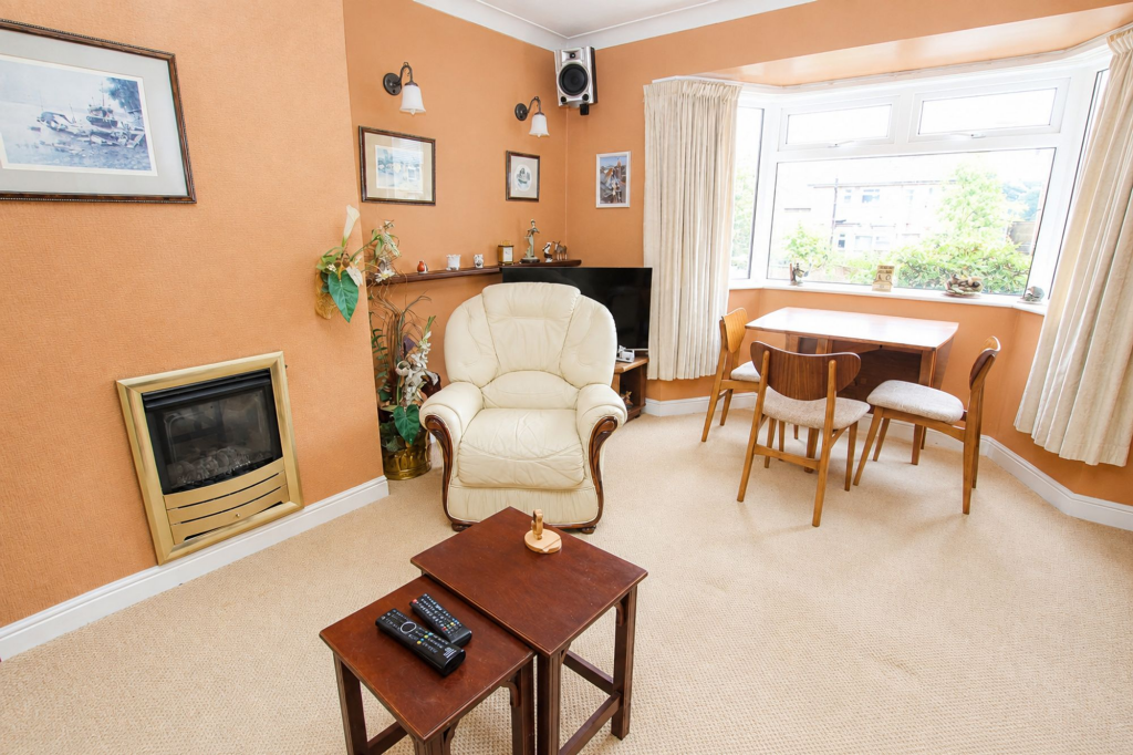 House in Oldham - More