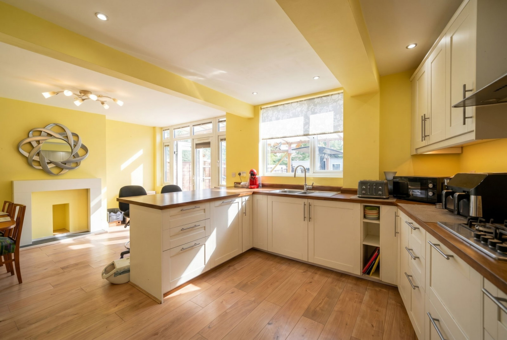 House in Solihull, Ulverley Green - View 4
