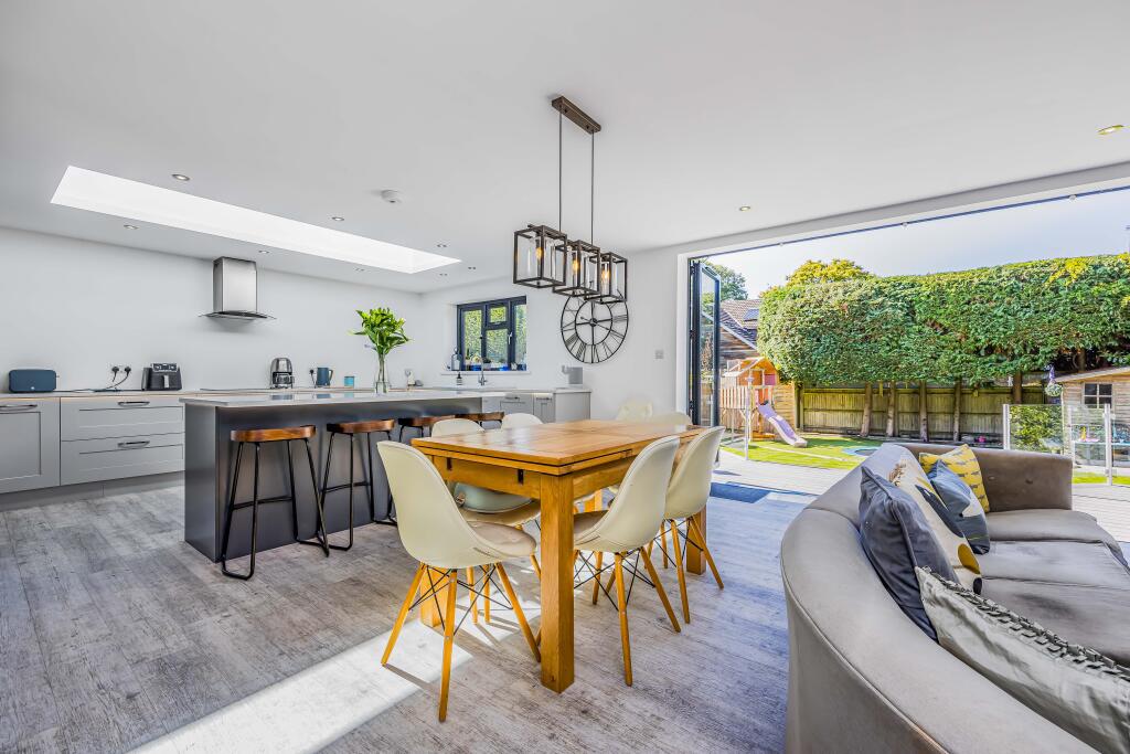 House in Chichester, East Broyle - View 3