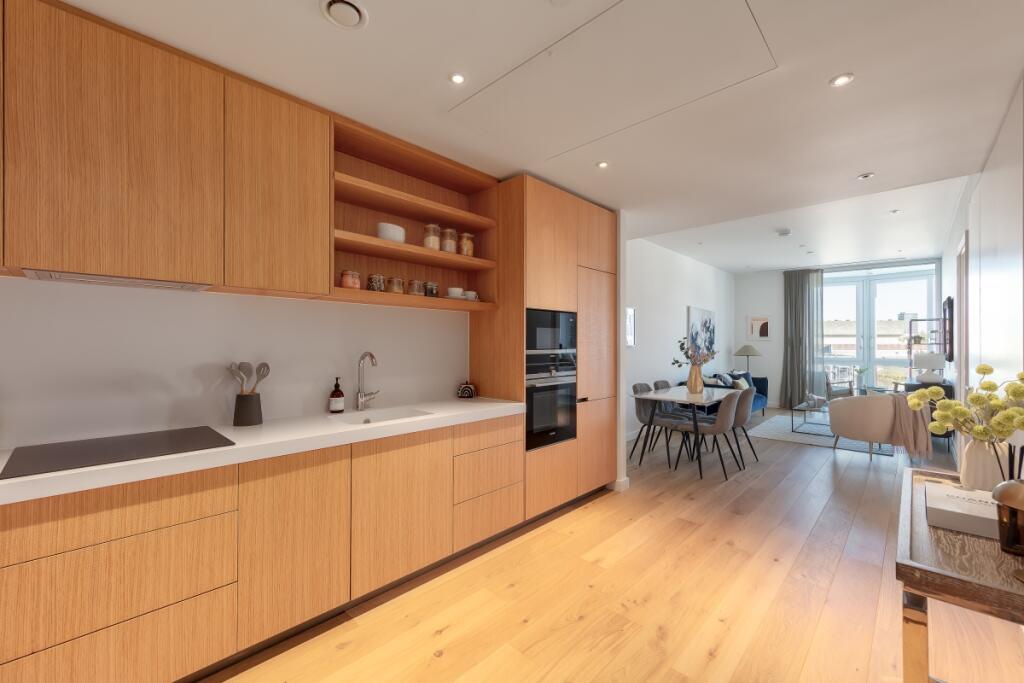 Apartment in London - More