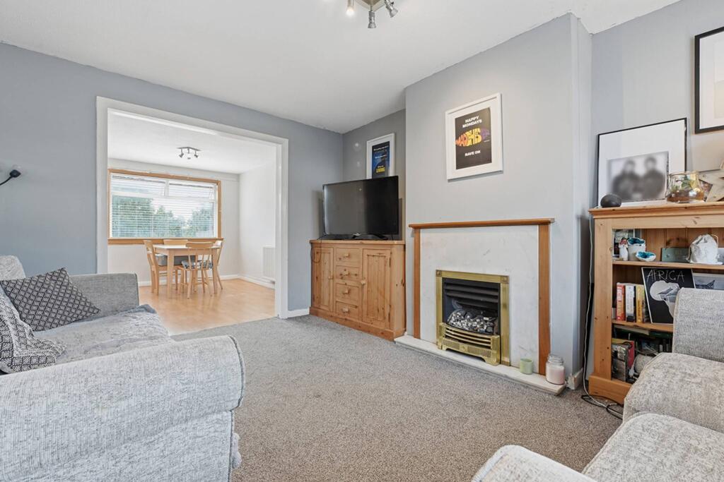 House in Penicuik, Mauricewood - View 2