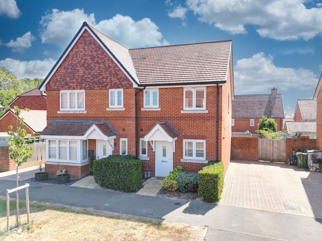 Main image of property: Honeysuckle Avenue, Hellingly, BN27