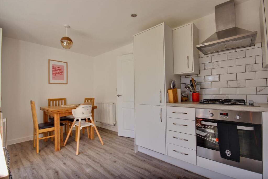 Hudson Avenue, Anlaby, Hull - More