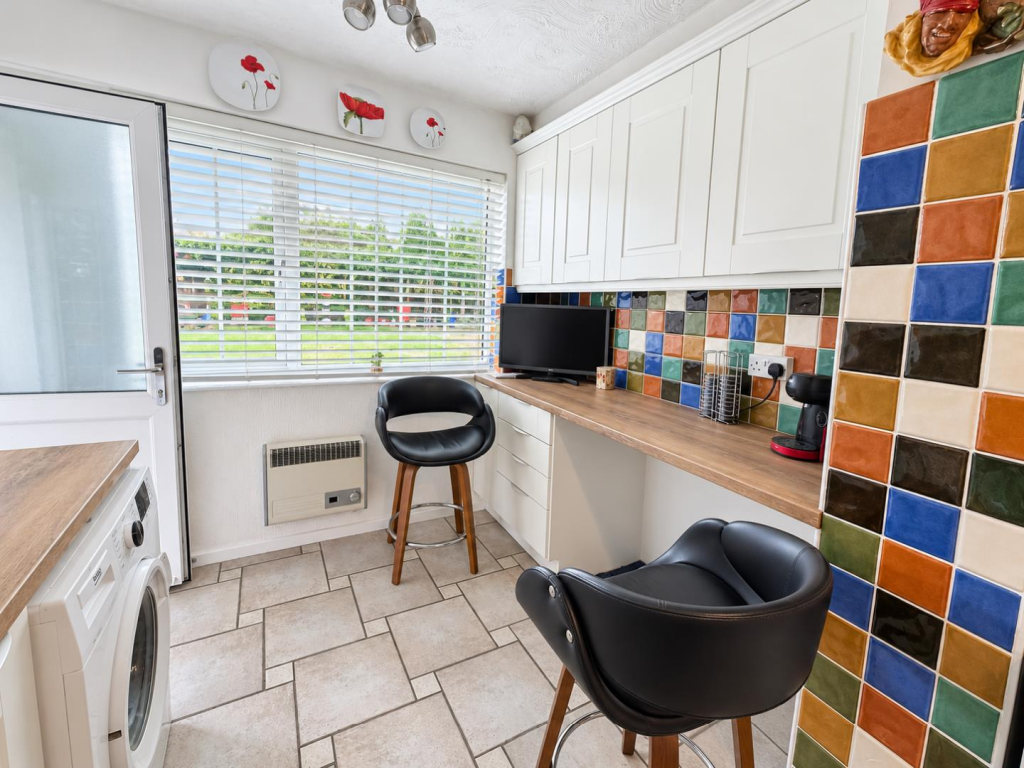 House in Northampton, West Northamptonshire - View 5