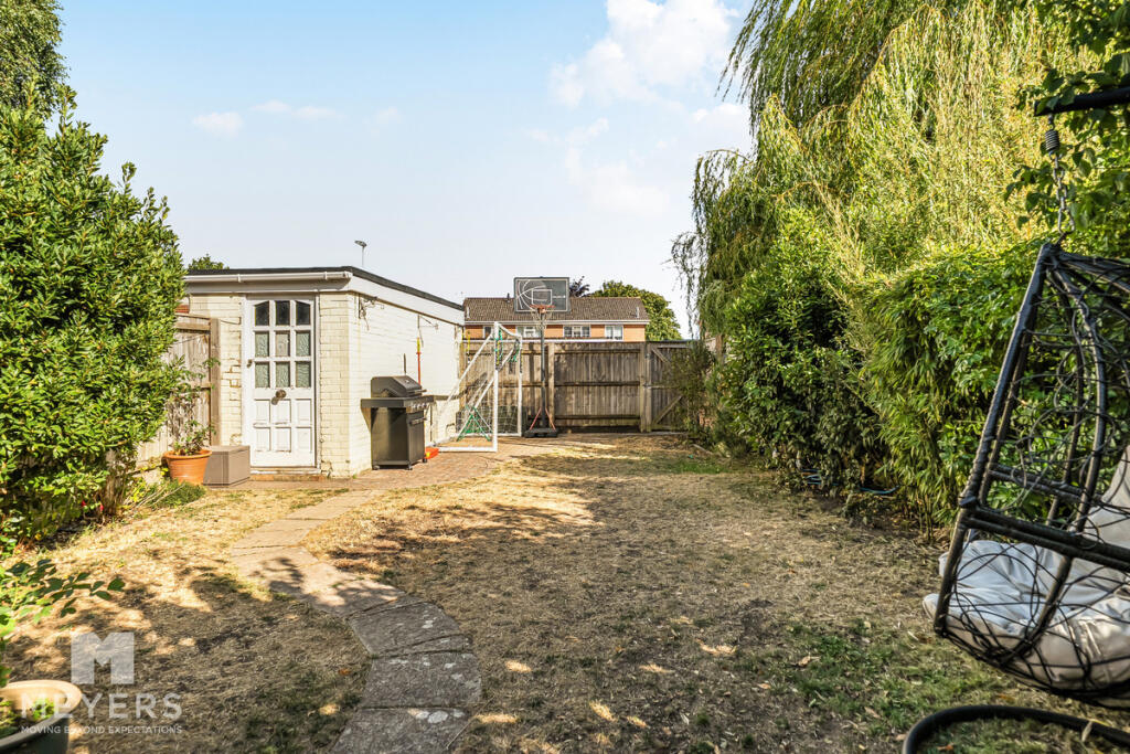 Southdown Way, West Moors, BH22 photo 4