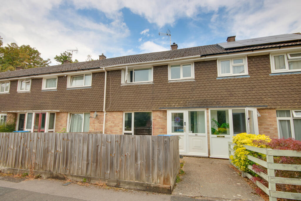Main image of property: BITTERNE! MODERN KITCHEN! EXTENDED ACCOMMODATION!