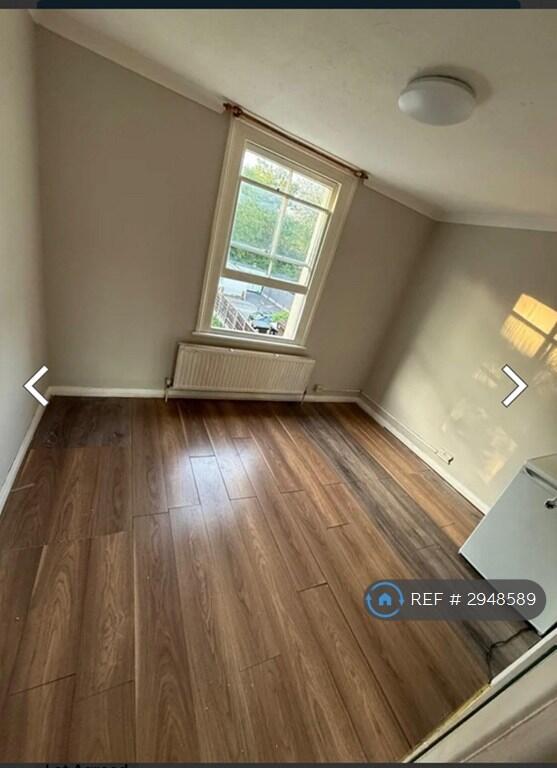 House in Romford - View 2