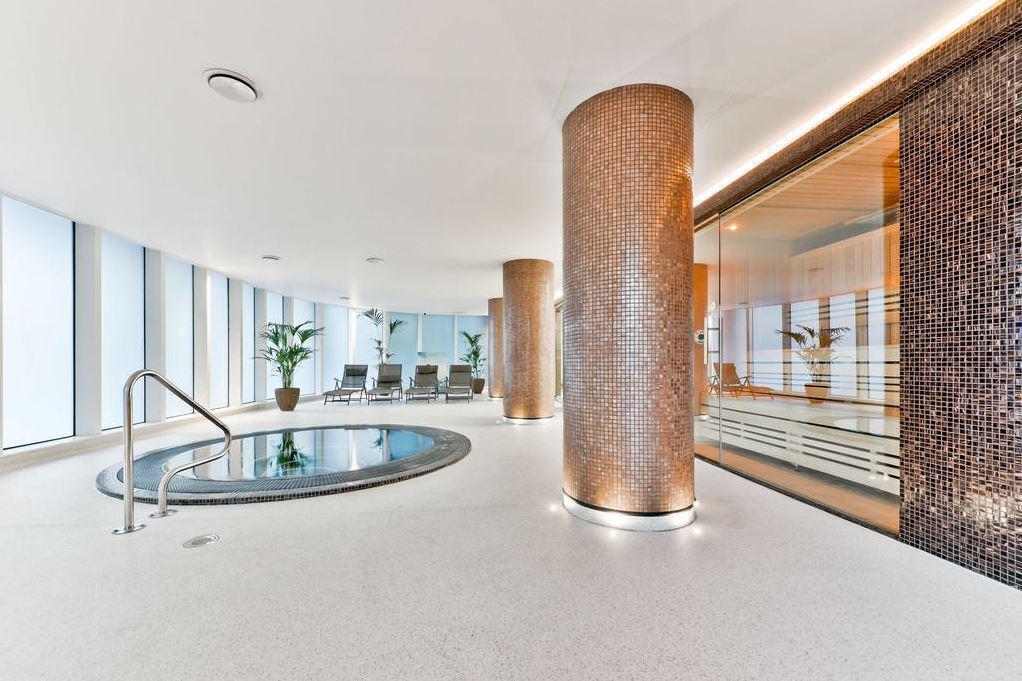 2 bedroom penthouse for rent