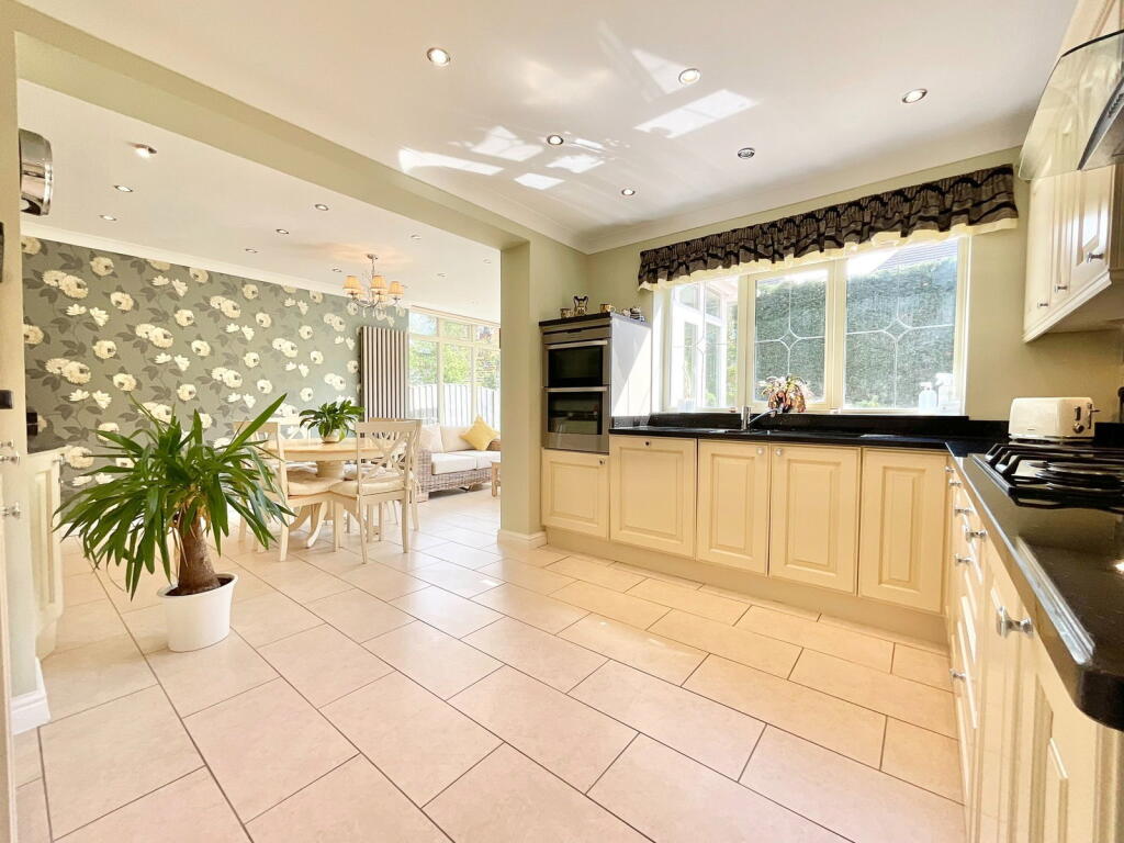 House in Sefton, Liverpool City Region - View 3